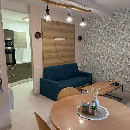 Au Coeur De アパート *